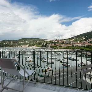 Guest house Al Molo Sea View, Lerici